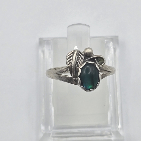 Green Albalone 925 Navajo Ring Size 7 - Picture 2 of 4